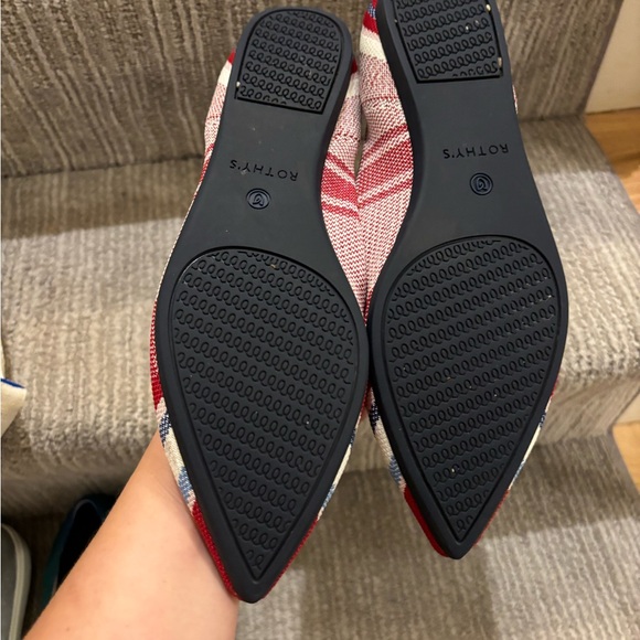 RARE Rothy’s varsity stripe points - Picture 5 of 5